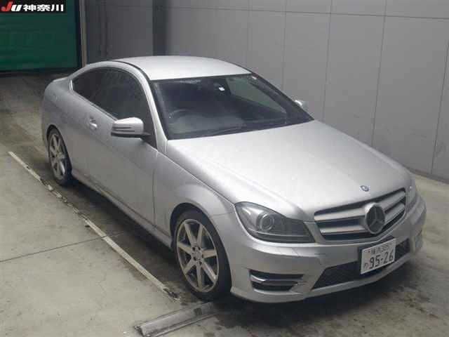 6044 Mercedes benz C class 204349 2014 г. (JU Kanagawa)